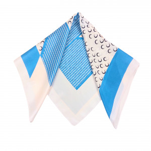 Nickituch Halstuch Patchwork weiß hellblau